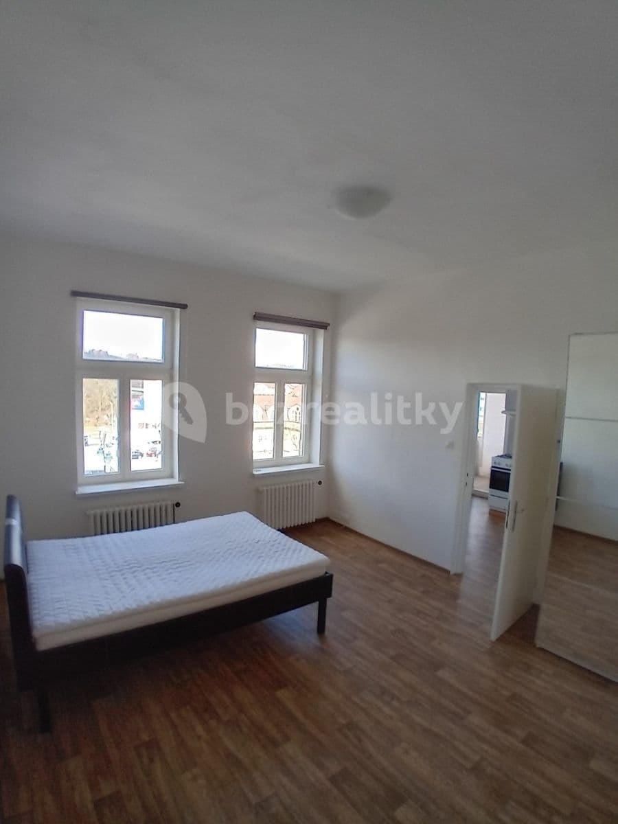 Prenájom bytu 1-izbový 36 m², Zeyerova, Karlovy Vary, Karlovarský kraj Prenájom bytu 1-izbový 36 m², Zeyerova, Karlovy Vary, Karlovarský kraj