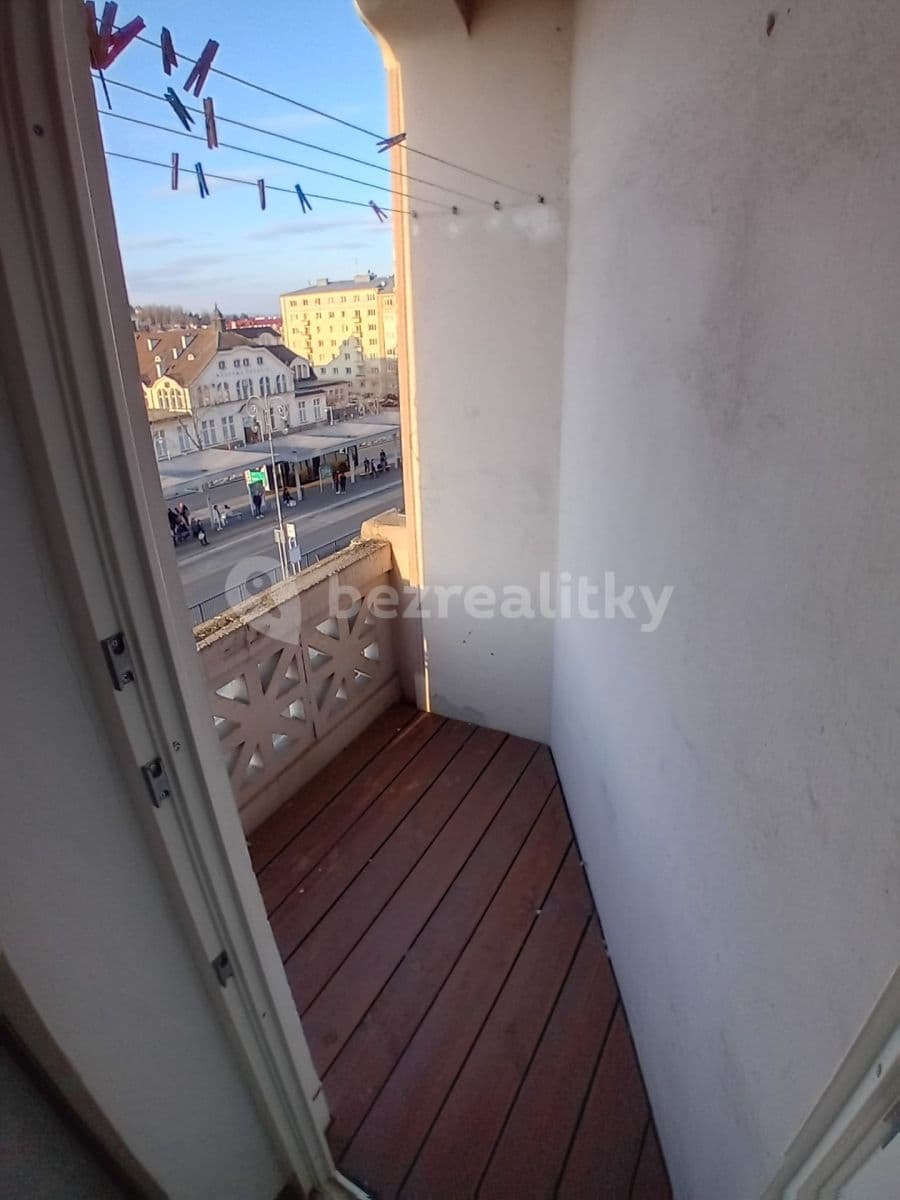 Prenájom bytu 1-izbový 36 m², Zeyerova, Karlovy Vary, Karlovarský kraj Prenájom bytu 1-izbový 36 m², Zeyerova, Karlovy Vary, Karlovarský kraj