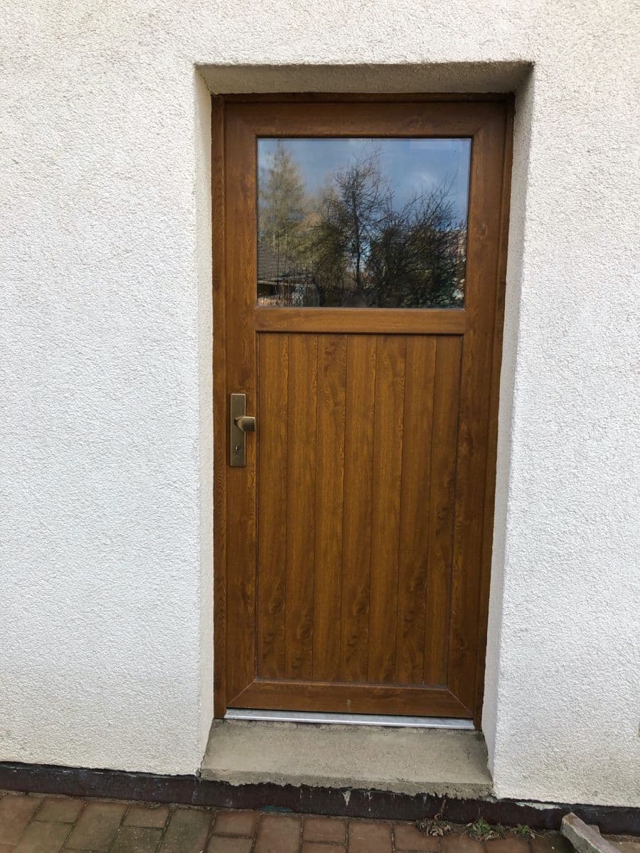 Prenájom bytu 2-izbový 39 m², Mečeříž, Středočeský kraj Prenájom bytu 2-izbový 39 m², Mečeříž, Středočeský kraj