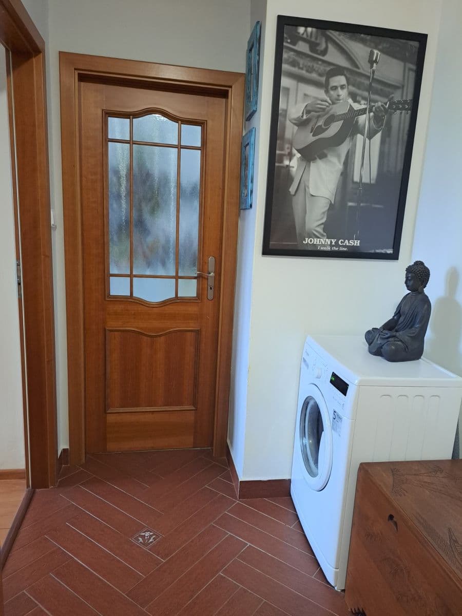 Prenájom bytu 2-izbový 60 m², Vrázova, Teplice, Ústecký kraj Prenájom bytu 2-izbový 60 m², Vrázova, Teplice, Ústecký kraj