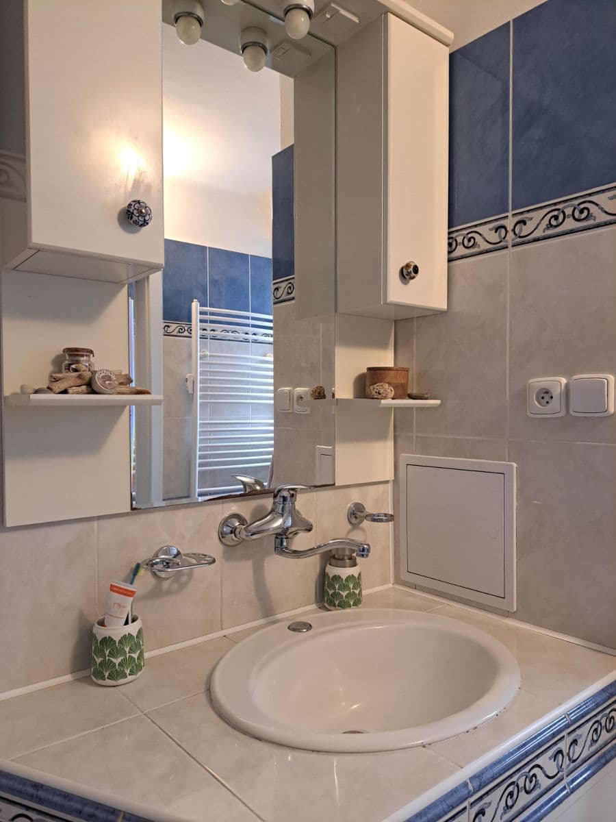 Prenájom bytu 2-izbový 60 m², Vrázova, Teplice, Ústecký kraj Prenájom bytu 2-izbový 60 m², Vrázova, Teplice, Ústecký kraj