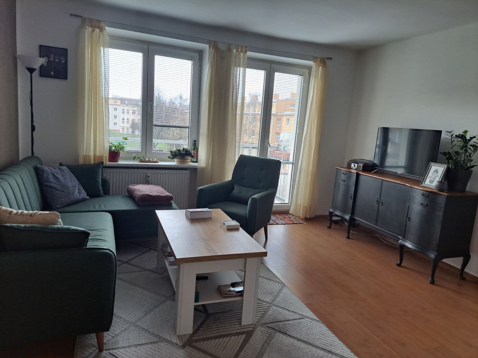 Prenájom bytu 2-izbový 60 m², Vrázova, Teplice, Ústecký kraj Prenájom bytu 2-izbový 60 m², Vrázova, Teplice, Ústecký kraj