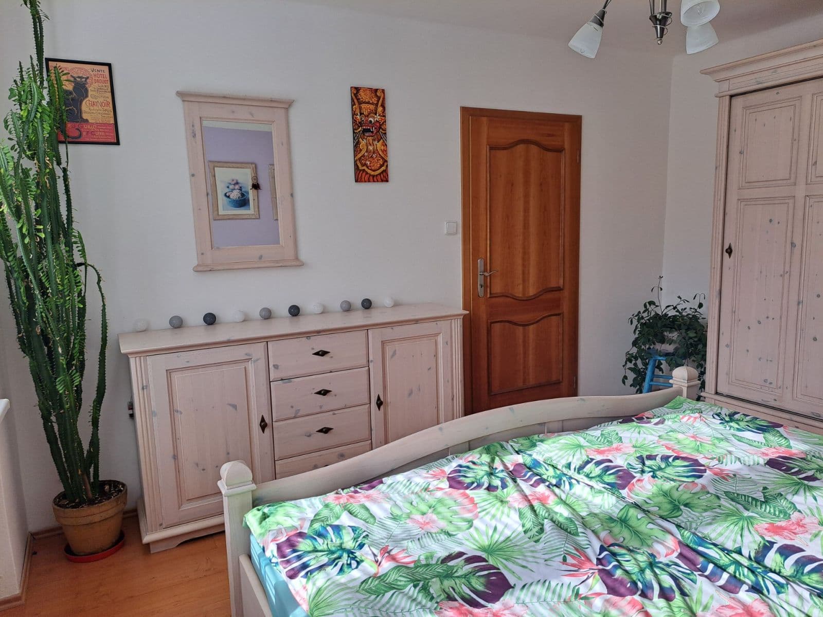 Prenájom bytu 2-izbový 60 m², Vrázova, Teplice, Ústecký kraj Prenájom bytu 2-izbový 60 m², Vrázova, Teplice, Ústecký kraj