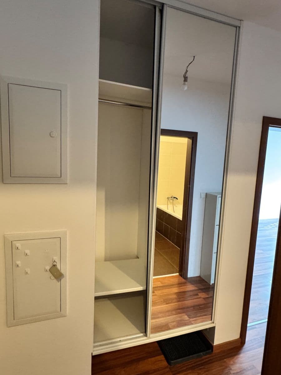 Prenájom bytu 2-izbový 51 m², Počernická, Praha, Praha Prenájom bytu 2-izbový 51 m², Počernická, Praha, Praha