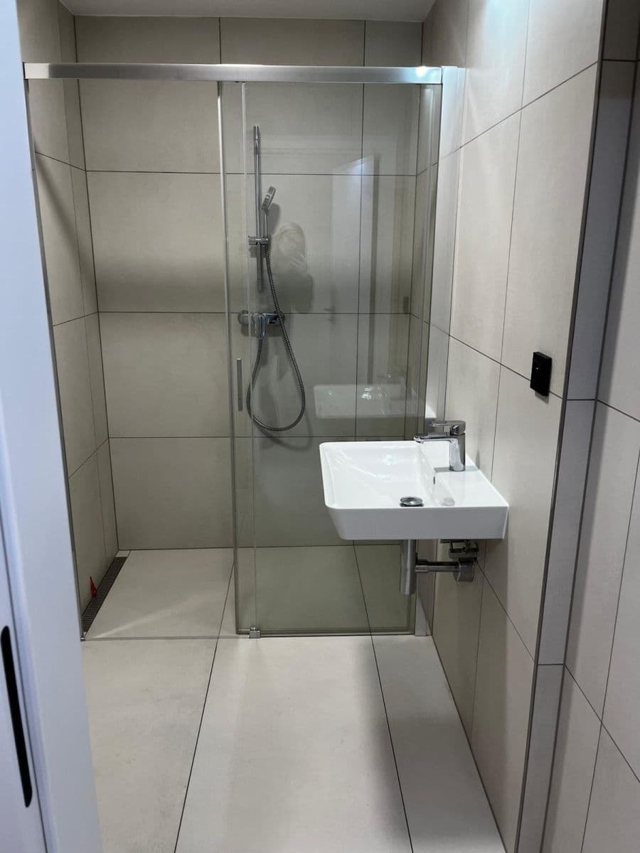 Prenájom bytu 1-izbový 33 m², Krymská, Praha, Praha Prenájom bytu 1-izbový 33 m², Krymská, Praha, Praha