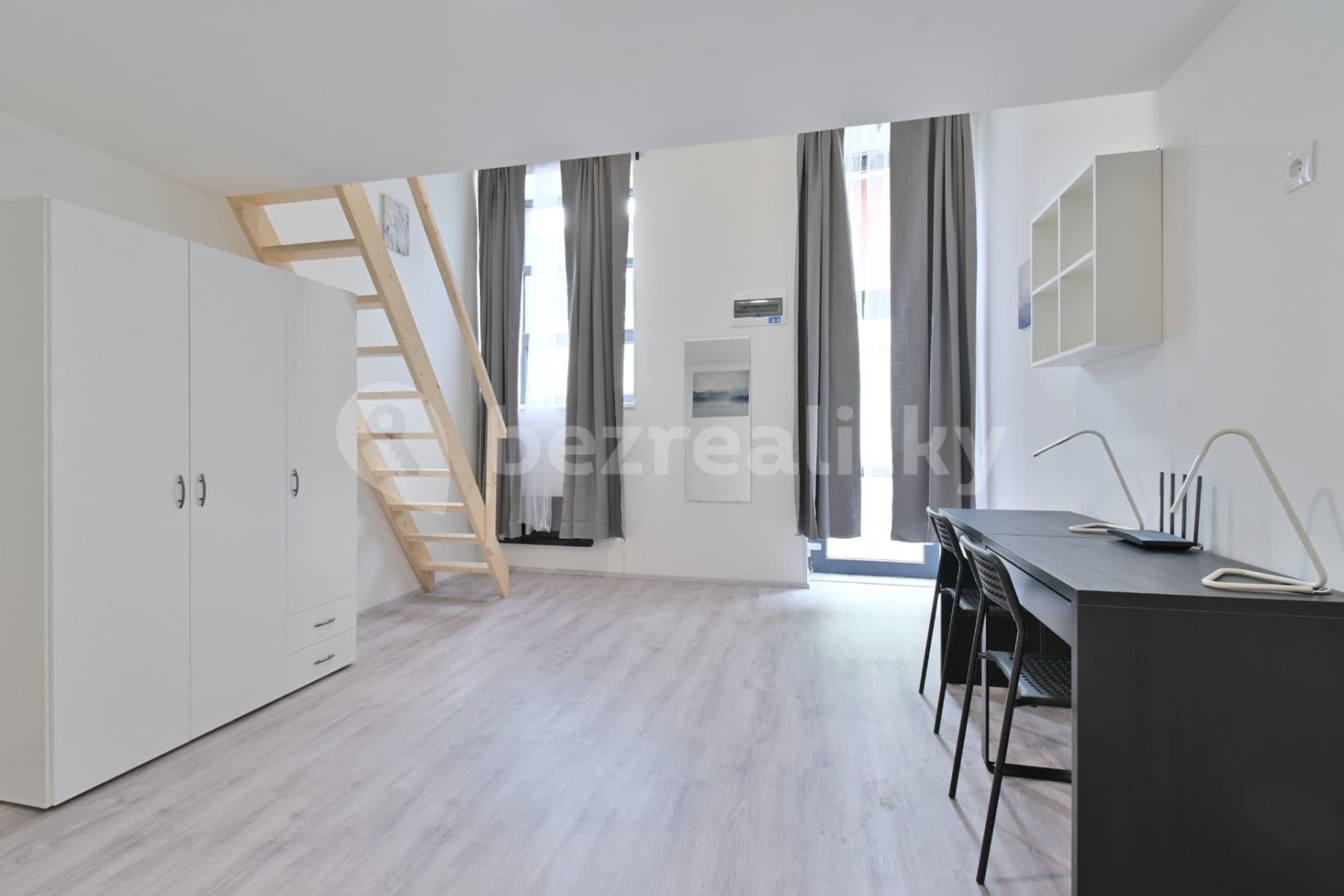Prenájom bytu 1-izbový 27 m², Hybešova, Brno, Jihomoravský kraj Prenájom bytu 1-izbový 27 m², Hybešova, Brno, Jihomoravský kraj