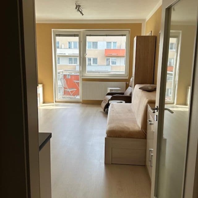 Prenájom bytu 1-izbový 34 m², Hornoměcholupská, Praha, Praha Prenájom bytu 1-izbový 34 m², Hornoměcholupská, Praha, Praha