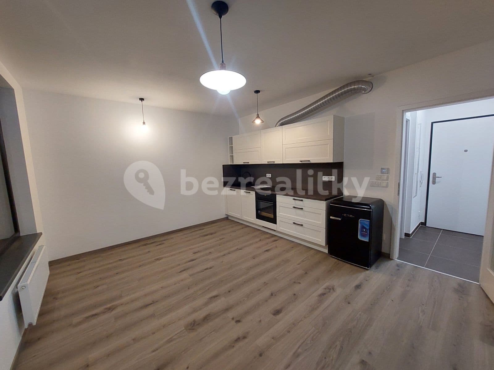 Prenájom bytu 1-izbový 32 m², Olgy Havlové, Praha, Praha Prenájom bytu 1-izbový 32 m², Olgy Havlové, Praha, Praha