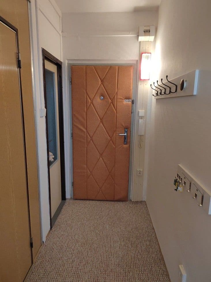 Prenájom bytu 1-izbový 42 m², Na Větrníku, Chrudim, Pardubický kraj Prenájom bytu 1-izbový 42 m², Na Větrníku, Chrudim, Pardubický kraj