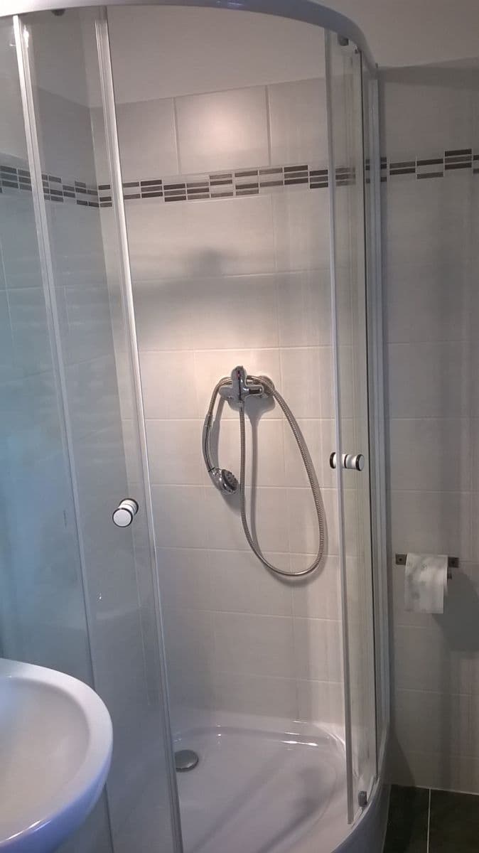 Prenájom bytu 2-izbový 48 m², Husitská, Praha, Praha Prenájom bytu 2-izbový 48 m², Husitská, Praha, Praha