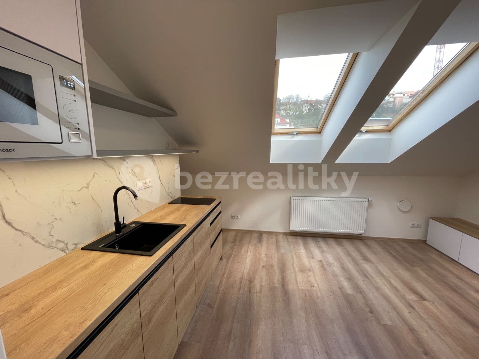 Prenájom bytu 1-izbový 28 m², Sinkulova, Praha, Praha Prenájom bytu 1-izbový 28 m², Sinkulova, Praha, Praha