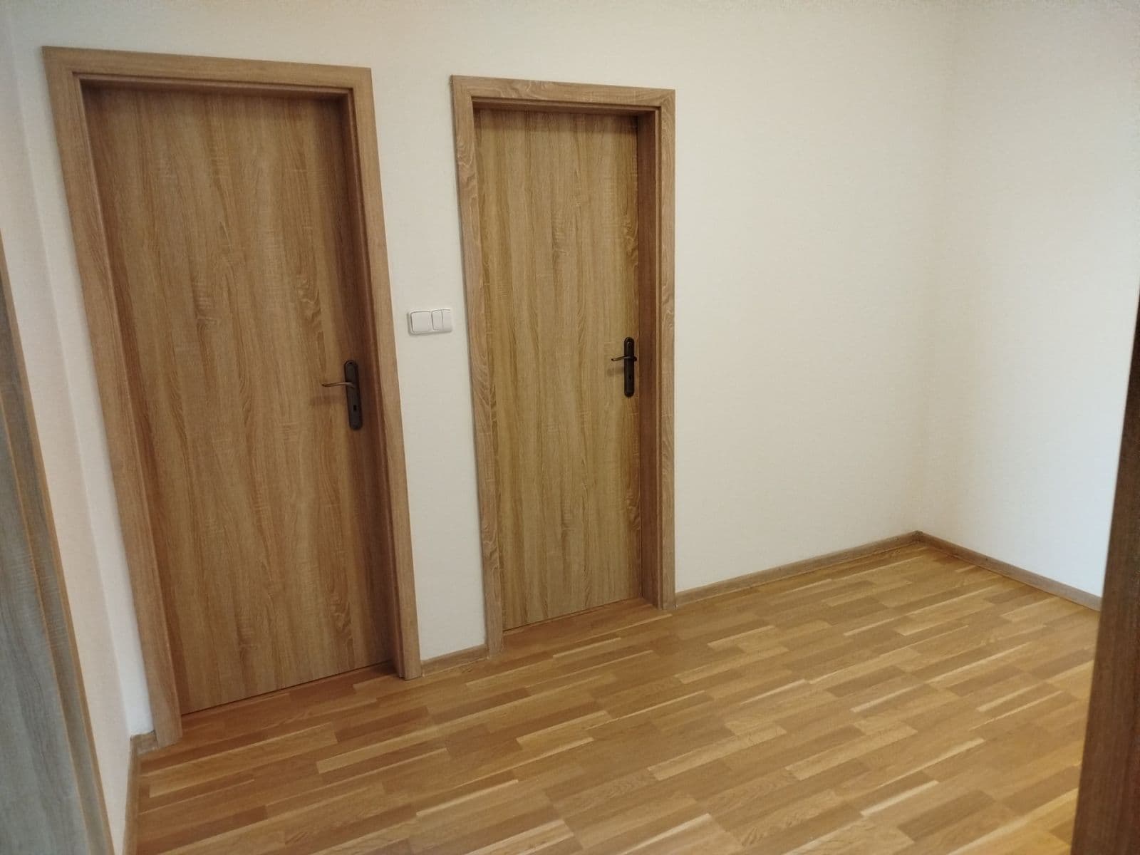Prenájom bytu 2-izbový 62 m², V Podhájí, Veleň, Středočeský kraj Prenájom bytu 2-izbový 62 m², V Podhájí, Veleň, Středočeský kraj