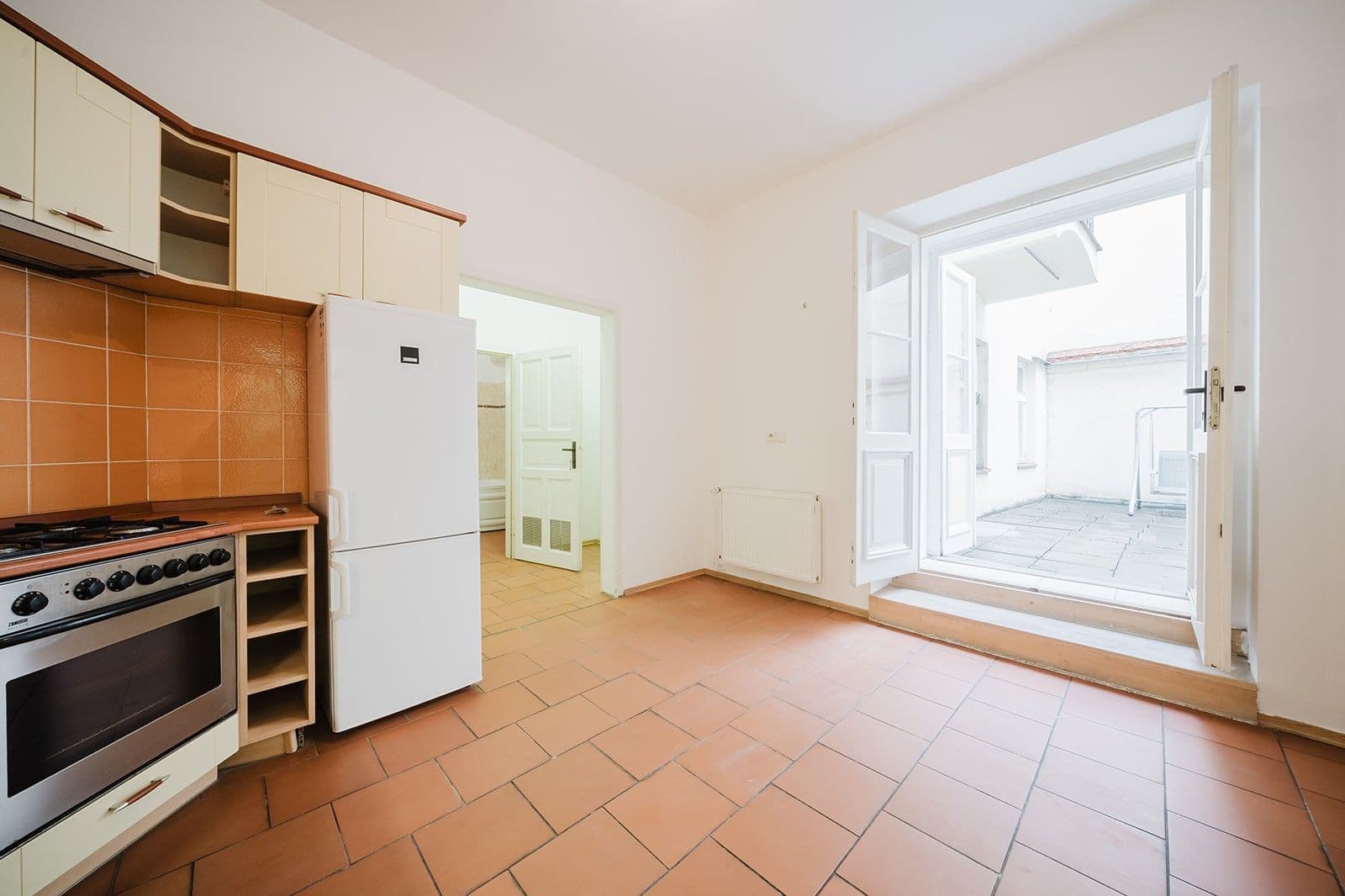 Prenájom bytu 1-izbový 63 m², Malostranské náměstí, Praha, Praha Prenájom bytu 1-izbový 63 m², Malostranské náměstí, Praha, Praha
