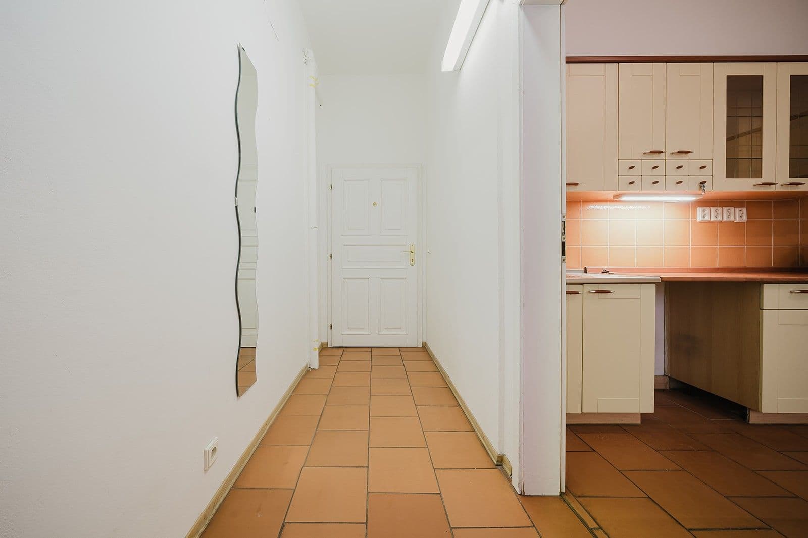 Prenájom bytu 1-izbový 63 m², Malostranské náměstí, Praha, Praha Prenájom bytu 1-izbový 63 m², Malostranské náměstí, Praha, Praha