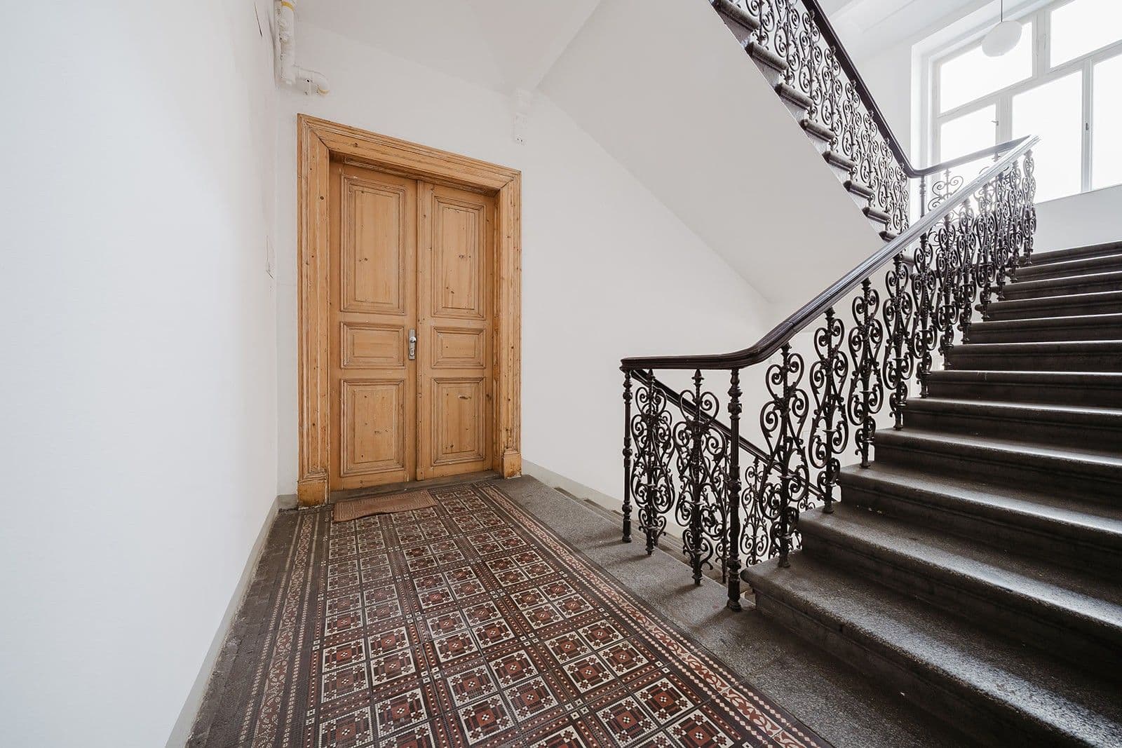 Prenájom bytu 1-izbový 63 m², Malostranské náměstí, Praha, Praha Prenájom bytu 1-izbový 63 m², Malostranské náměstí, Praha, Praha