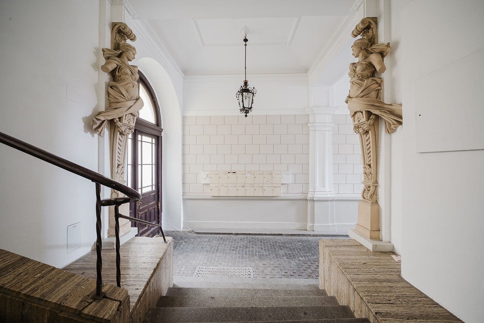 Prenájom bytu 1-izbový 63 m², Malostranské náměstí, Praha, Praha Prenájom bytu 1-izbový 63 m², Malostranské náměstí, Praha, Praha
