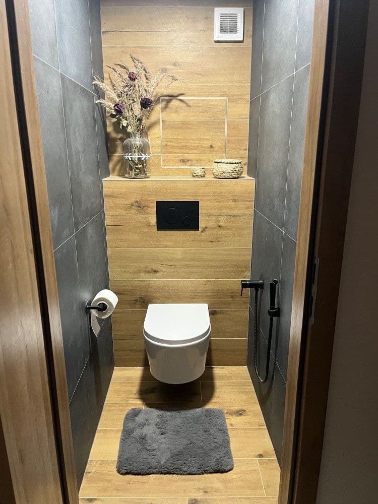 Prenájom bytu 2-izbový 68 m², Dubinská, Pardubice, Pardubický kraj Prenájom bytu 2-izbový 68 m², Dubinská, Pardubice, Pardubický kraj
