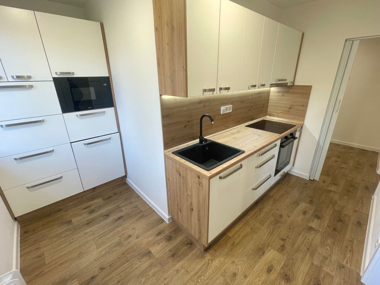 Prenájom bytu 2-izbový 52 m², Mikulášská, Aš, Karlovarský kraj Prenájom bytu 2-izbový 52 m², Mikulášská, Aš, Karlovarský kraj