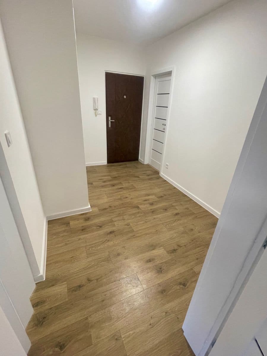 Prenájom bytu 2-izbový 52 m², Mikulášská, Aš, Karlovarský kraj Prenájom bytu 2-izbový 52 m², Mikulášská, Aš, Karlovarský kraj