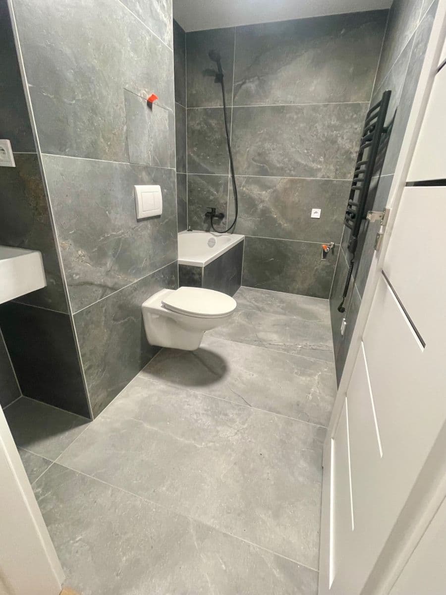 Prenájom bytu 2-izbový 52 m², Mikulášská, Aš, Karlovarský kraj Prenájom bytu 2-izbový 52 m², Mikulášská, Aš, Karlovarský kraj