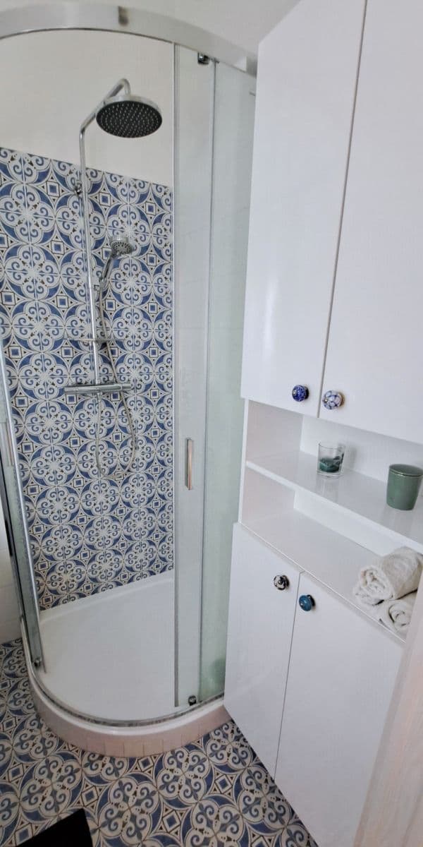 Prenájom bytu 2-izbový 44 m², Mikuláše z Husi, Praha, Praha Prenájom bytu 2-izbový 44 m², Mikuláše z Husi, Praha, Praha