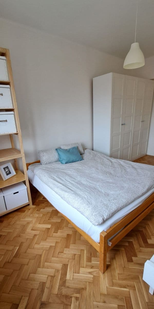 Prenájom bytu 2-izbový 44 m², Mikuláše z Husi, Praha, Praha Prenájom bytu 2-izbový 44 m², Mikuláše z Husi, Praha, Praha