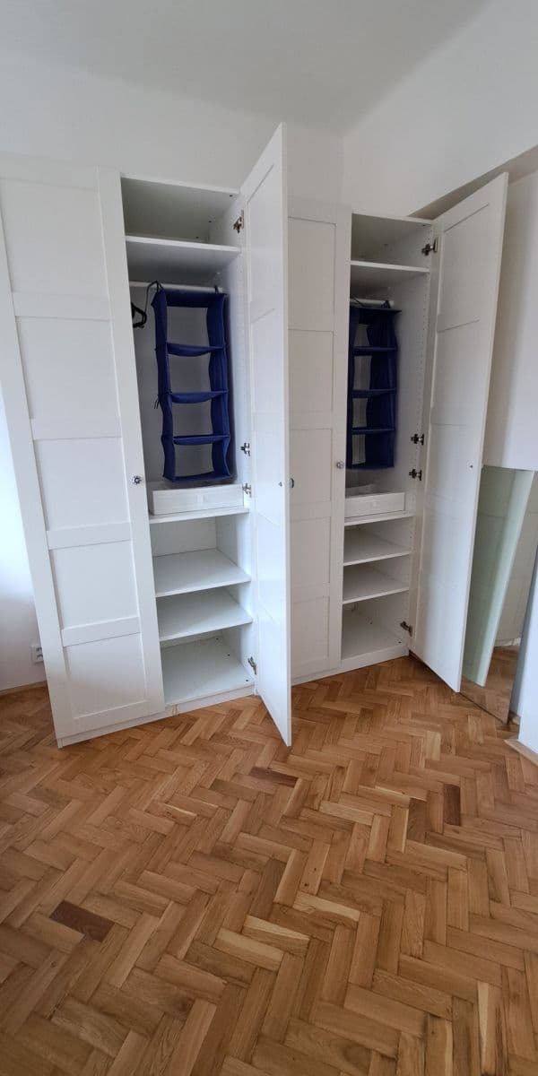 Prenájom bytu 2-izbový 44 m², Mikuláše z Husi, Praha, Praha Prenájom bytu 2-izbový 44 m², Mikuláše z Husi, Praha, Praha