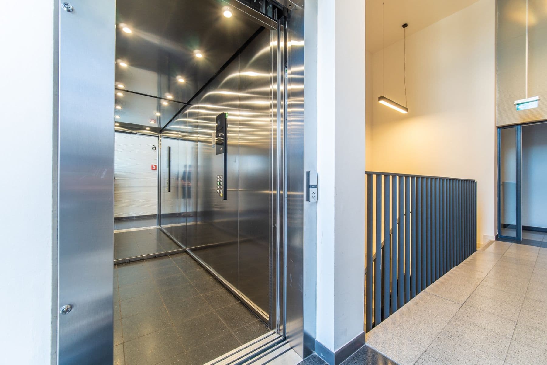 Prenájom bytu 2-izbový 37 m², Novovysočanská, Praha, Praha Prenájom bytu 2-izbový 37 m², Novovysočanská, Praha, Praha