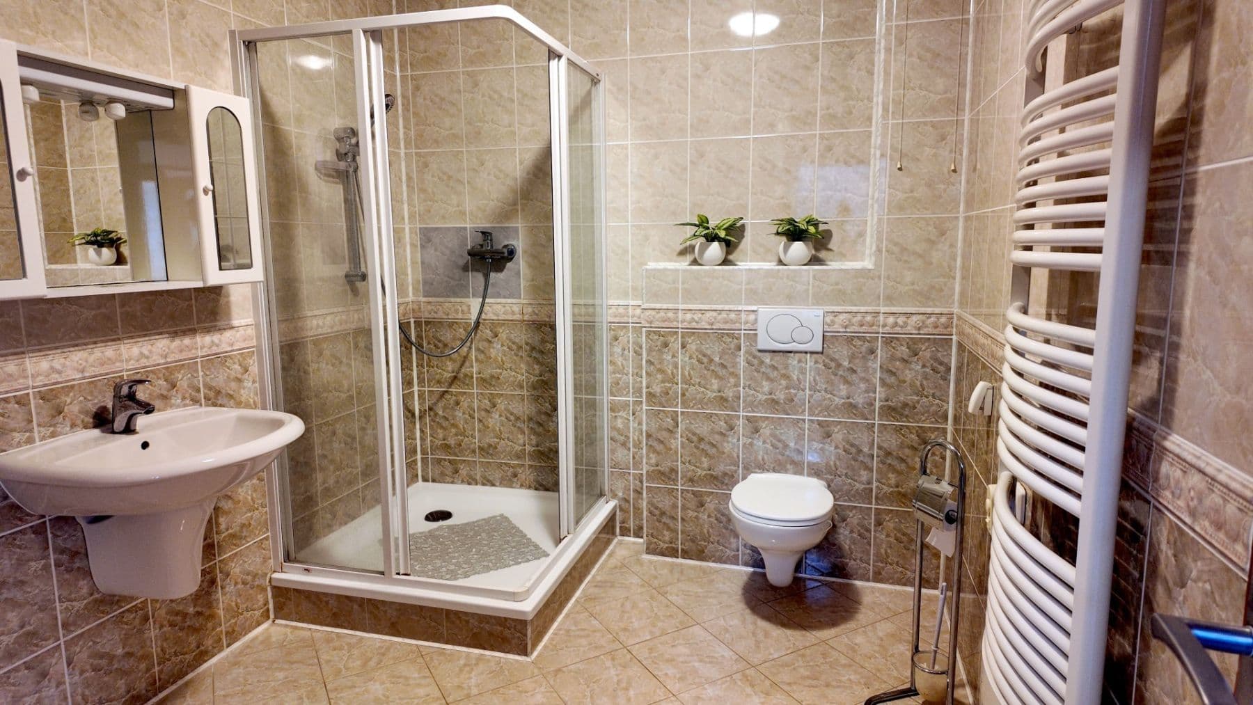 Predaj domu 300 m², pozemek 647 m², sídliště Osvobození, Lednice, Jihomoravský kraj Predaj domu 300 m², pozemek 647 m², sídliště Osvobození, Lednice, Jihomoravský kraj