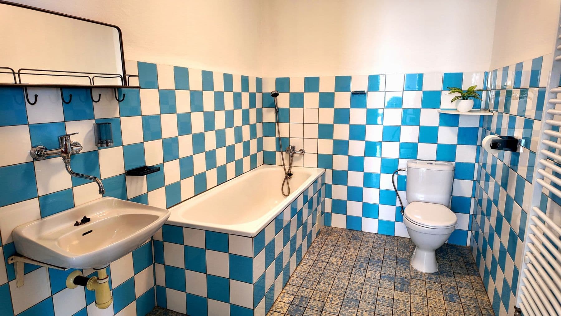 Predaj domu 300 m², pozemek 647 m², sídliště Osvobození, Lednice, Jihomoravský kraj Predaj domu 300 m², pozemek 647 m², sídliště Osvobození, Lednice, Jihomoravský kraj