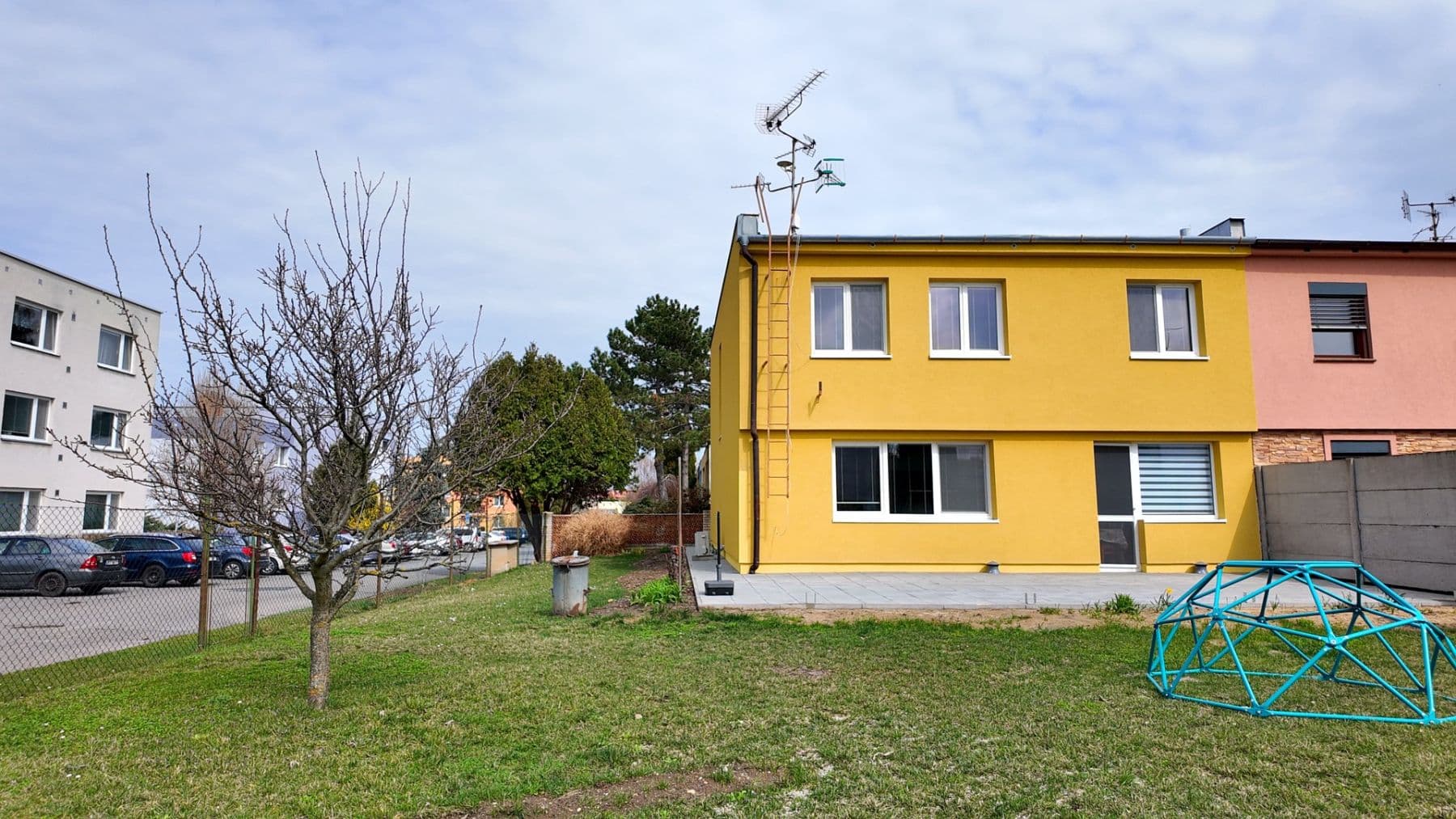 Predaj domu 300 m², pozemek 647 m², sídliště Osvobození, Lednice, Jihomoravský kraj Predaj domu 300 m², pozemek 647 m², sídliště Osvobození, Lednice, Jihomoravský kraj