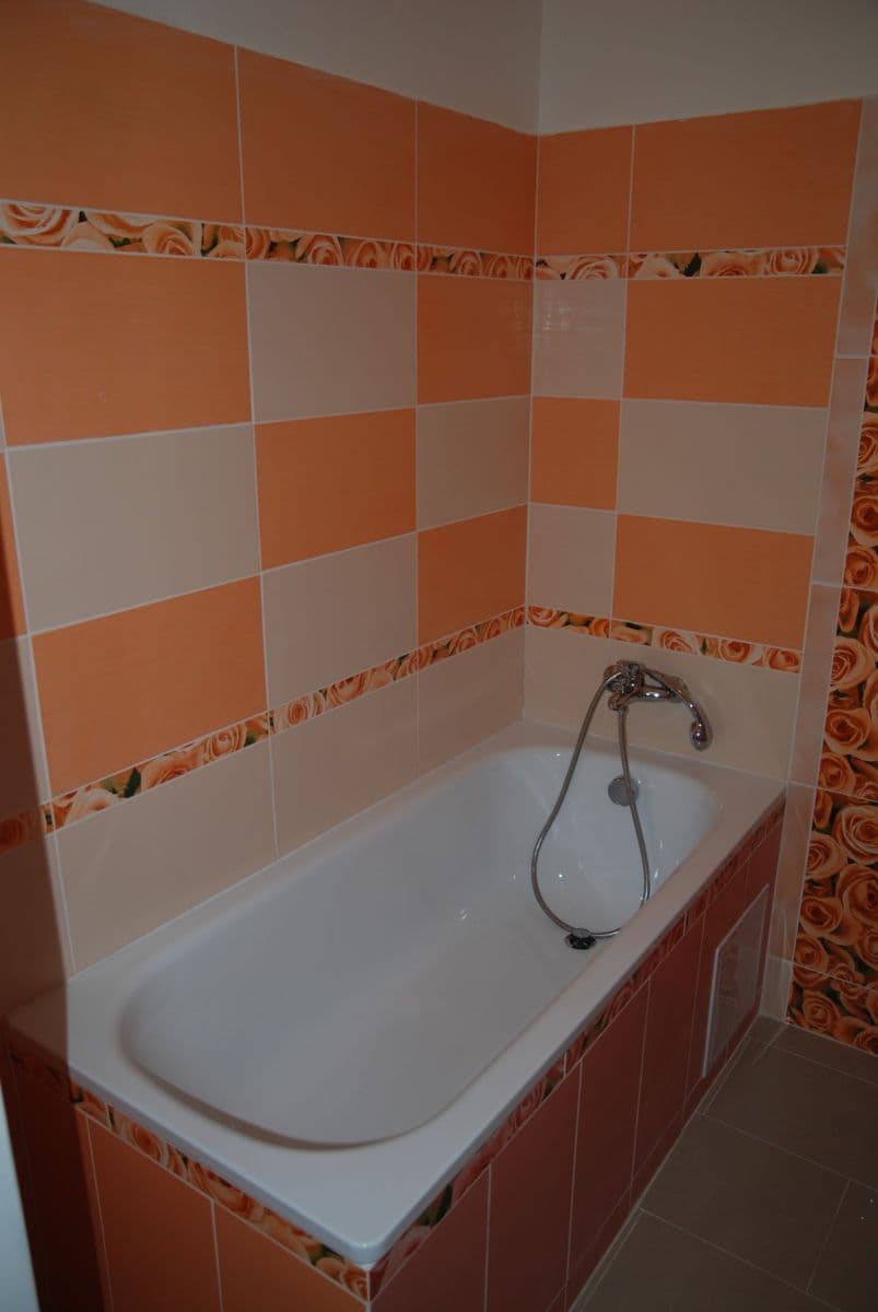 Prenájom bytu 42 m², Orebitská, Praha, Praha Prenájom bytu 42 m², Orebitská, Praha, Praha