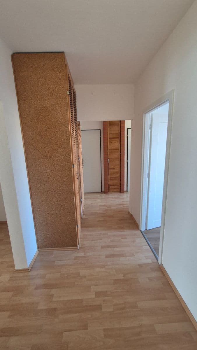 Prenájom bytu 3-izbový 79 m², Kpt. Stránského, Praha, Praha Prenájom bytu 3-izbový 79 m², Kpt. Stránského, Praha, Praha