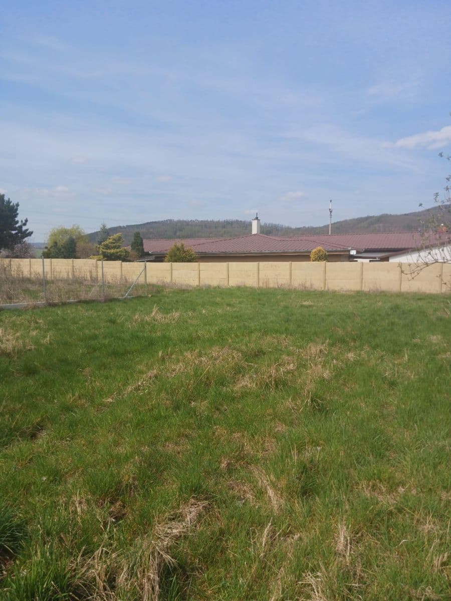 Predaj pozemku 800 m², Bavoryně, Středočeský kraj Predaj pozemku 800 m², Bavoryně, Středočeský kraj