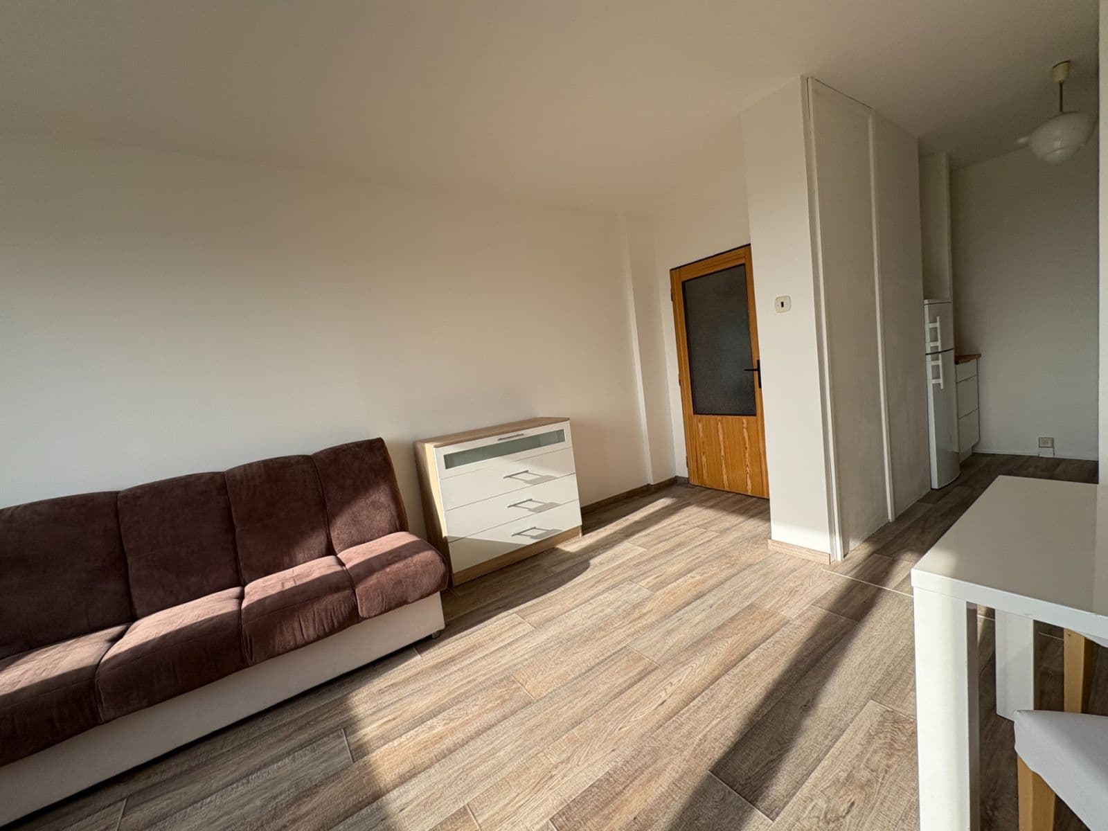 Prenájom bytu 2-izbový 46 m², Bajkonurská, Praha, Praha Prenájom bytu 2-izbový 46 m², Bajkonurská, Praha, Praha