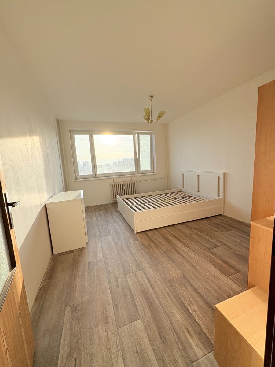Prenájom bytu 2-izbový 46 m², Bajkonurská, Praha, Praha Prenájom bytu 2-izbový 46 m², Bajkonurská, Praha, Praha