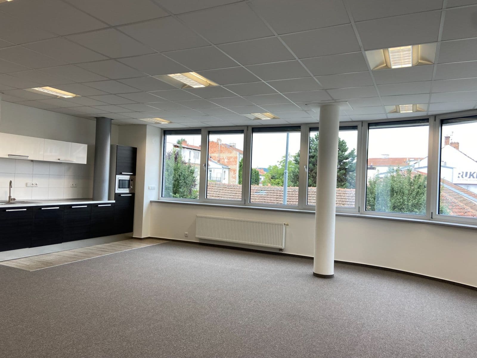 Prenájom kancelárie 97 m², Minská, Brno, Jihomoravský kraj Prenájom kancelárie 97 m², Minská, Brno, Jihomoravský kraj