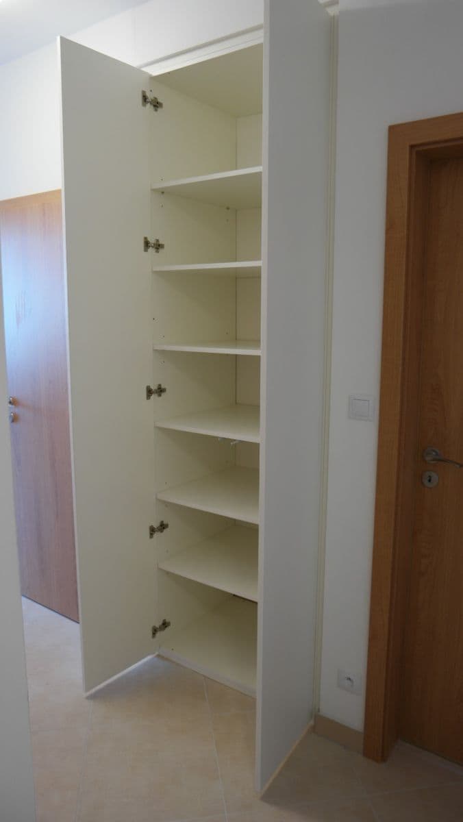 Prenájom bytu 3-izbový 83 m², Kadečkové, Praha, Praha Prenájom bytu 3-izbový 83 m², Kadečkové, Praha, Praha