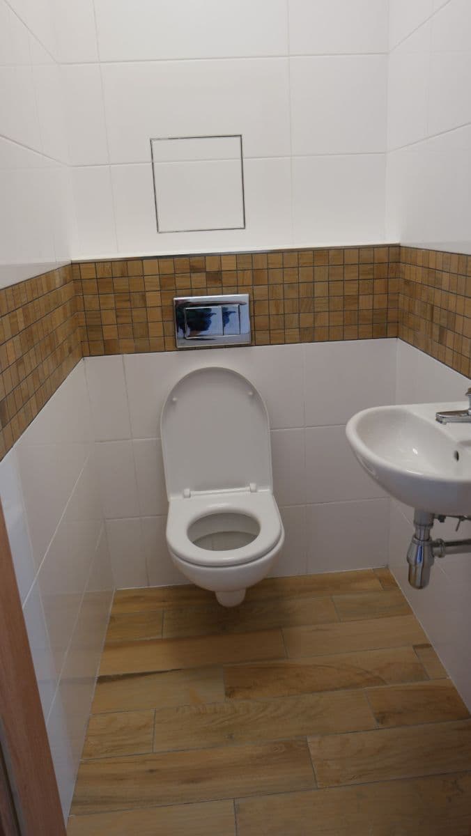 Prenájom bytu 3-izbový 83 m², Kadečkové, Praha, Praha Prenájom bytu 3-izbový 83 m², Kadečkové, Praha, Praha