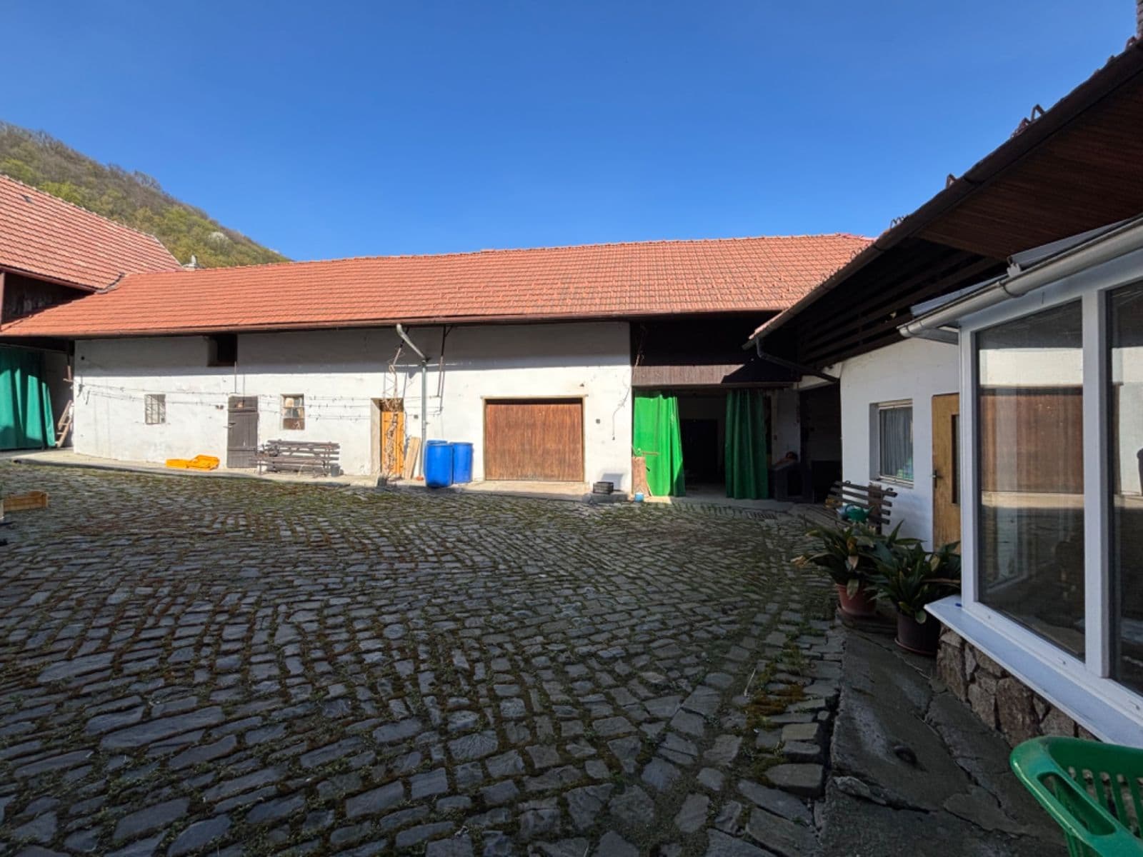 Predaj domu 200 m², pozemek 3.065 m², Lipník nad Bečvou, Olomoucký kraj Predaj domu 200 m², pozemek 3.065 m², Lipník nad Bečvou, Olomoucký kraj