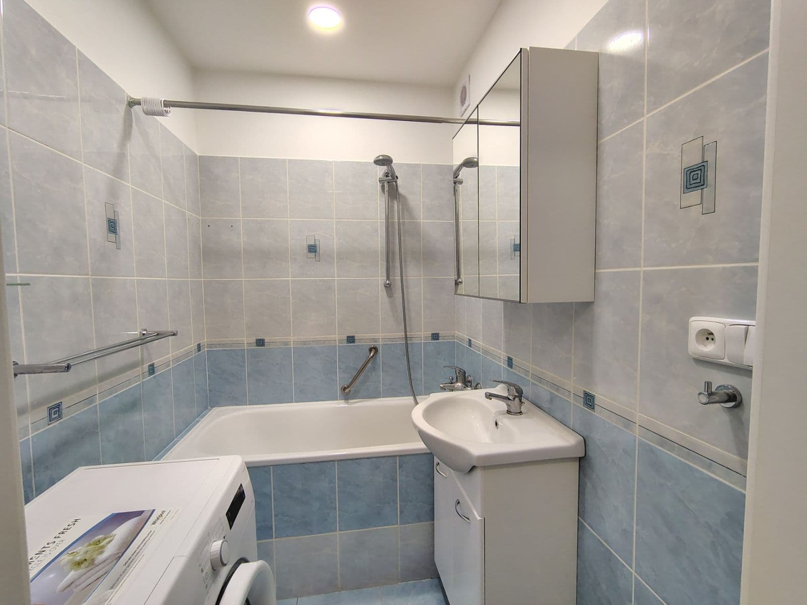 Prenájom bytu 2-izbový 40 m², Pujmanové, Praha, Praha Prenájom bytu 2-izbový 40 m², Pujmanové, Praha, Praha