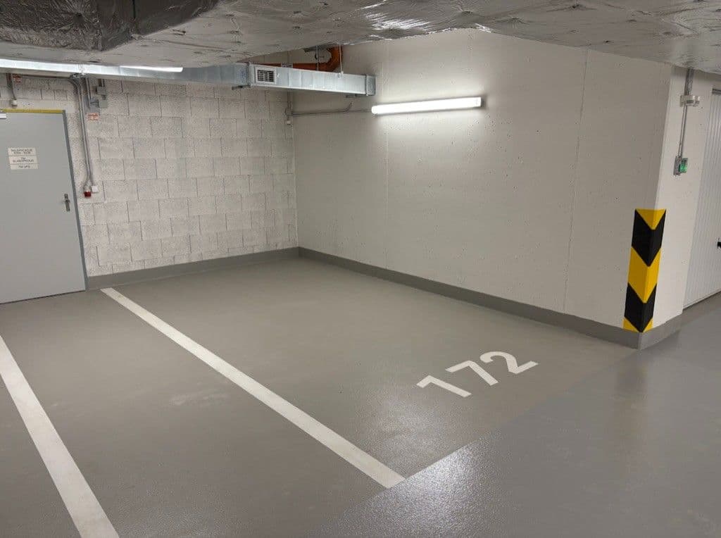 Prenájom bytu 1-izbový 34 m², Poděbradská, Praha, Praha Prenájom bytu 1-izbový 34 m², Poděbradská, Praha, Praha