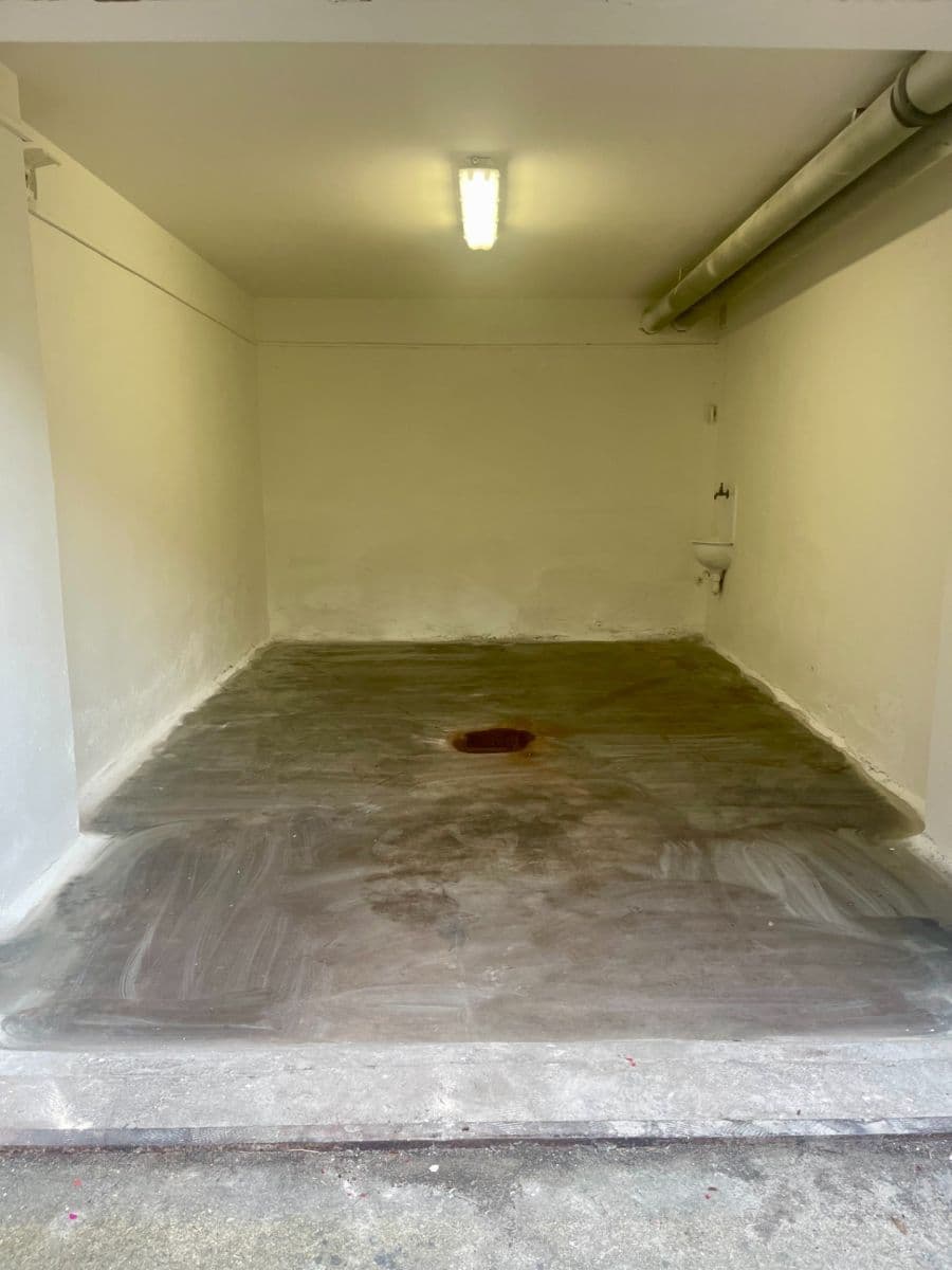 Prenájom garáže 21 m², Terronská, Praha, Praha Prenájom garáže 21 m², Terronská, Praha, Praha