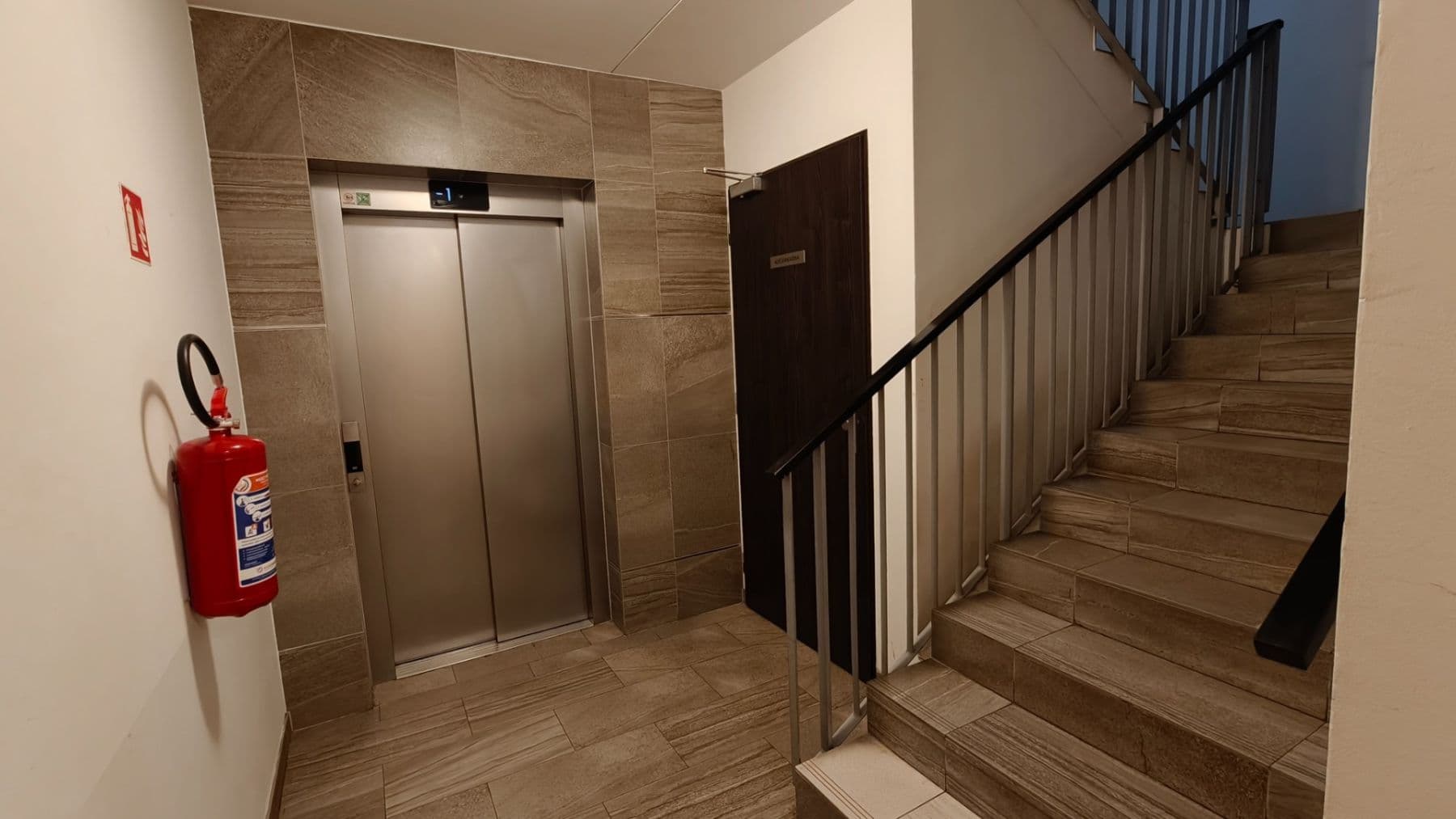 Prenájom bytu 1-izbový 34 m², Toufarova, Praha, Praha Prenájom bytu 1-izbový 34 m², Toufarova, Praha, Praha