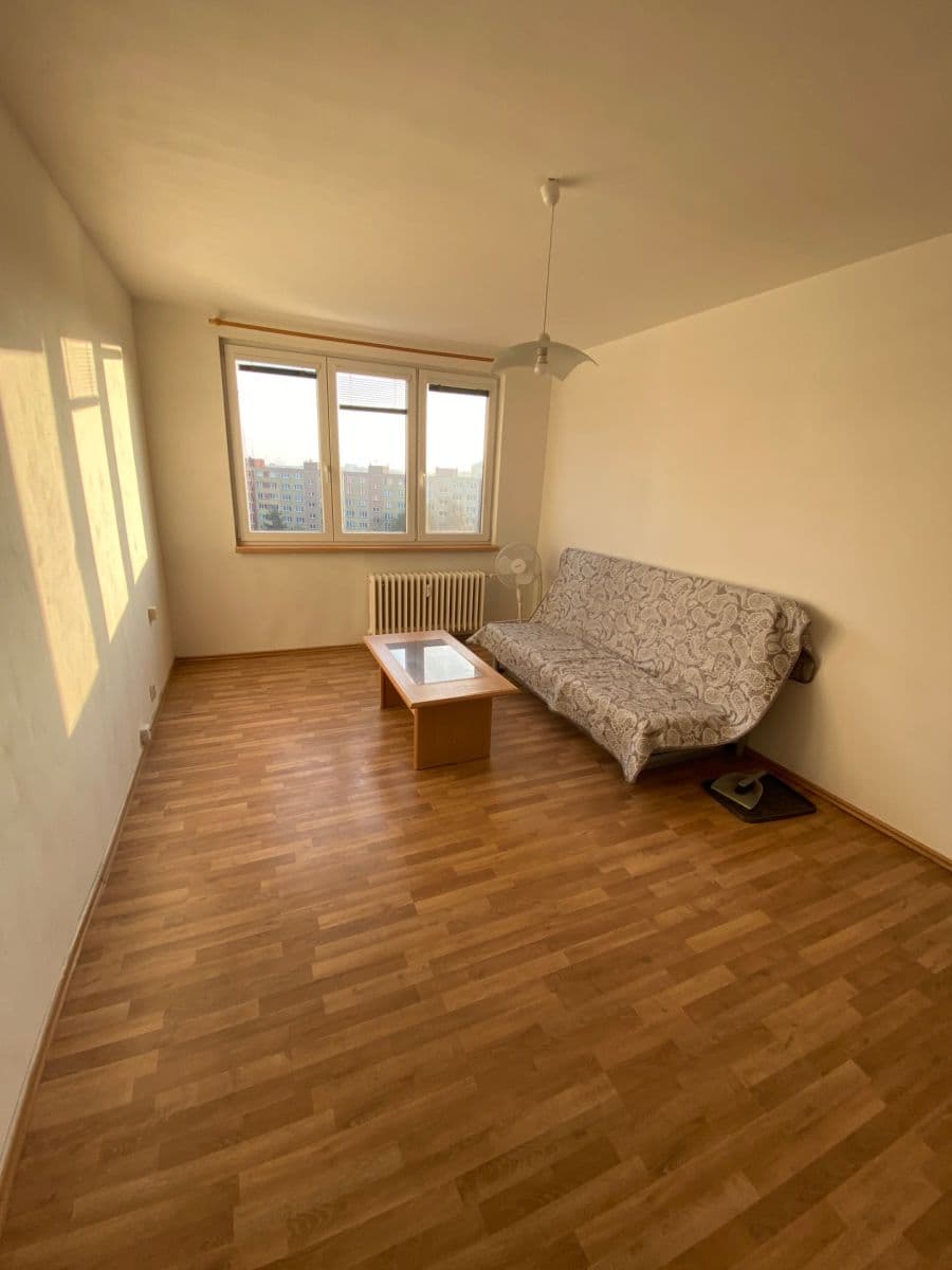 Prenájom bytu 1-izbový 37 m², Výškovická, Ostrava, Moravskoslezský kraj Prenájom bytu 1-izbový 37 m², Výškovická, Ostrava, Moravskoslezský kraj