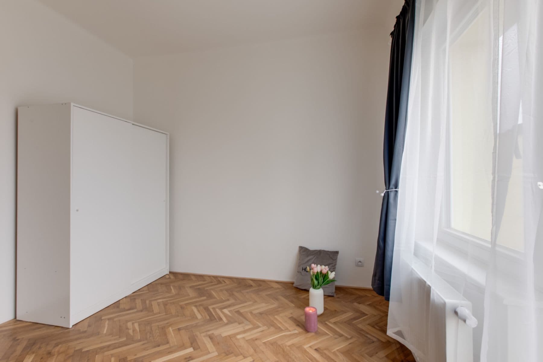 Prenájom bytu 3-izbový 72 m², U Hranic, Praha, Praha Prenájom bytu 3-izbový 72 m², U Hranic, Praha, Praha