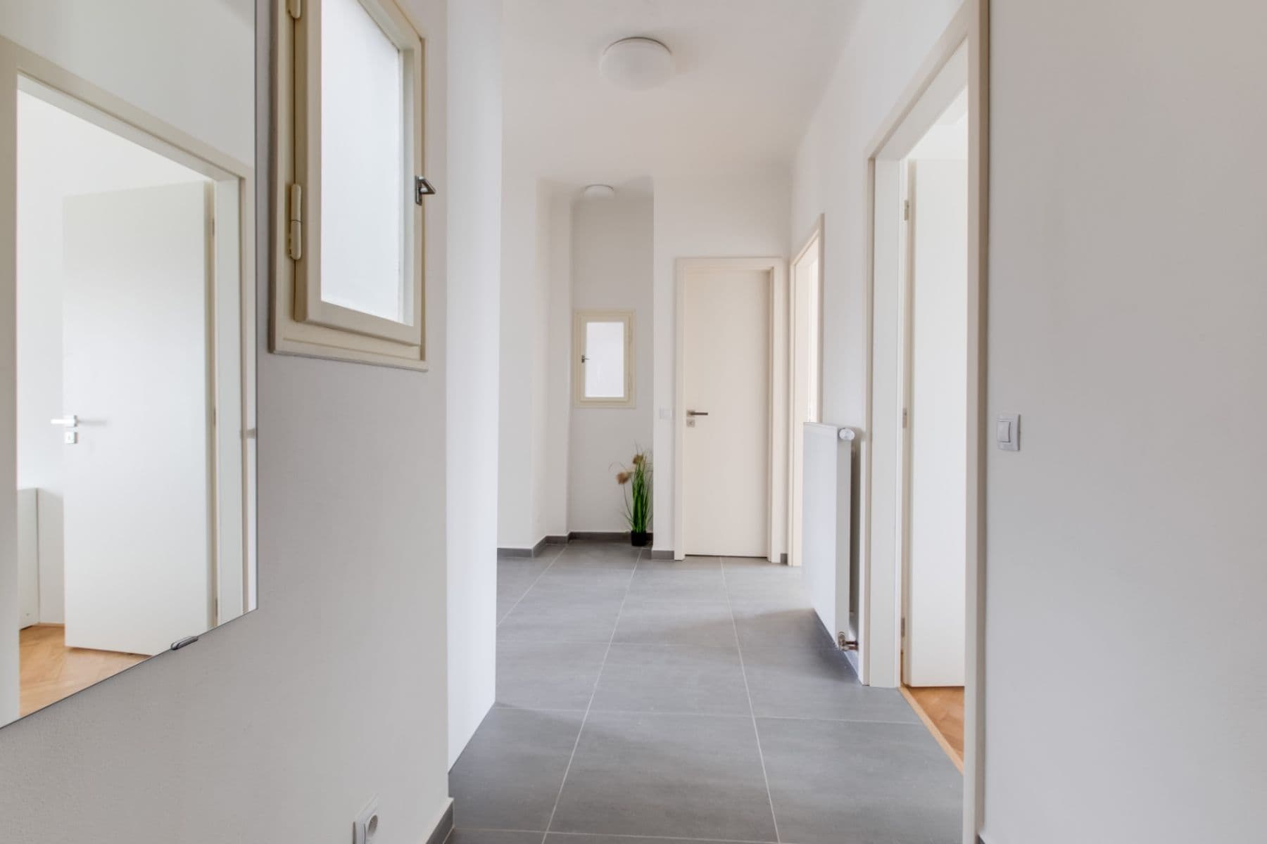 Prenájom bytu 3-izbový 72 m², U Hranic, Praha, Praha Prenájom bytu 3-izbový 72 m², U Hranic, Praha, Praha