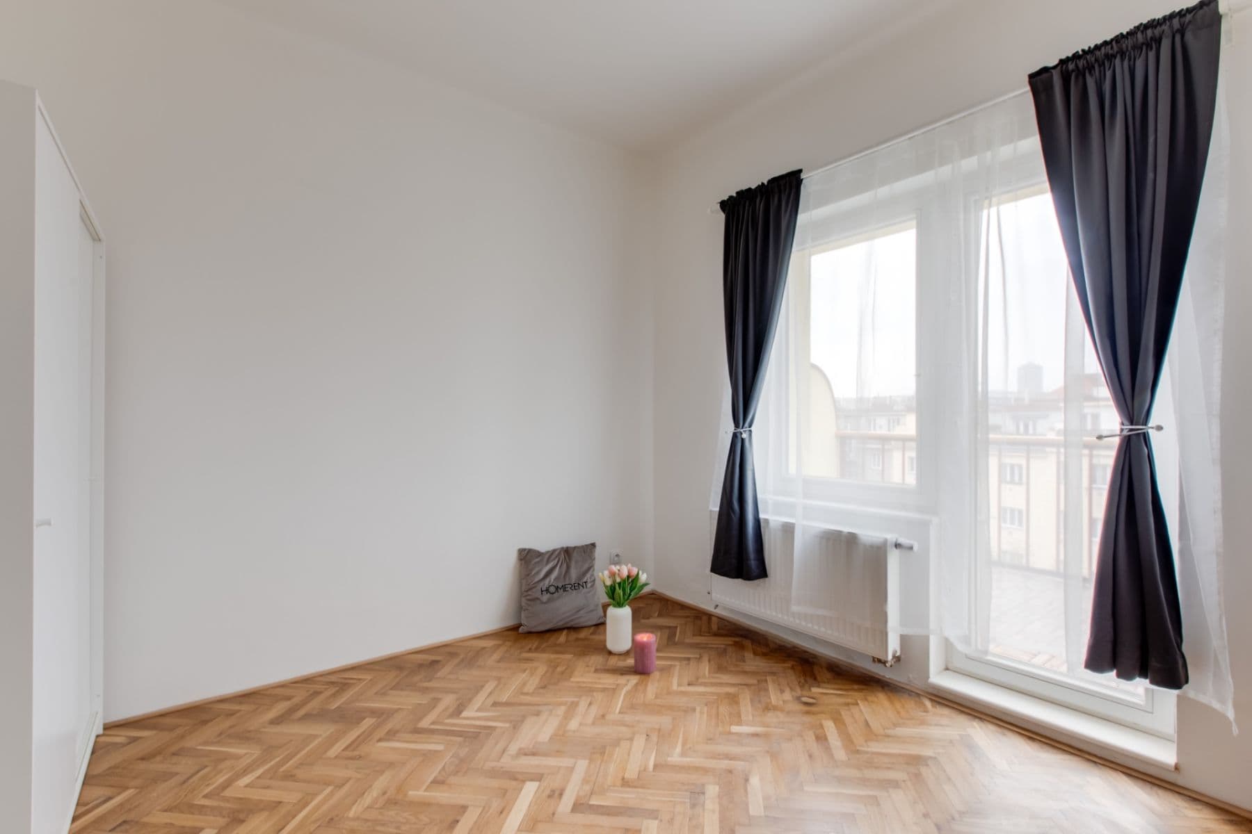 Prenájom bytu 3-izbový 72 m², U Hranic, Praha, Praha Prenájom bytu 3-izbový 72 m², U Hranic, Praha, Praha