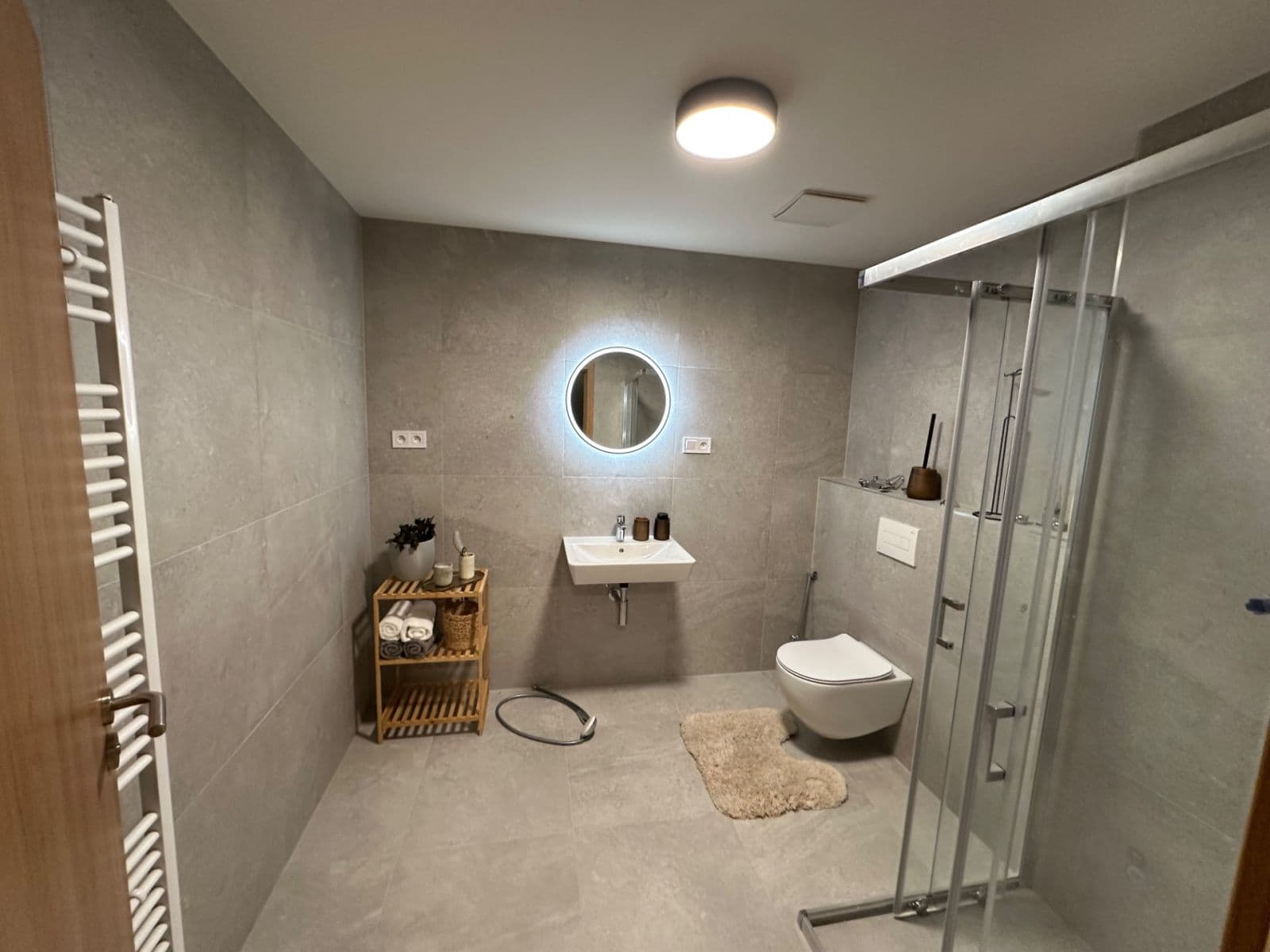 Prenájom bytu 1-izbový 38 m², Dornych, Brno, Jihomoravský kraj Prenájom bytu 1-izbový 38 m², Dornych, Brno, Jihomoravský kraj