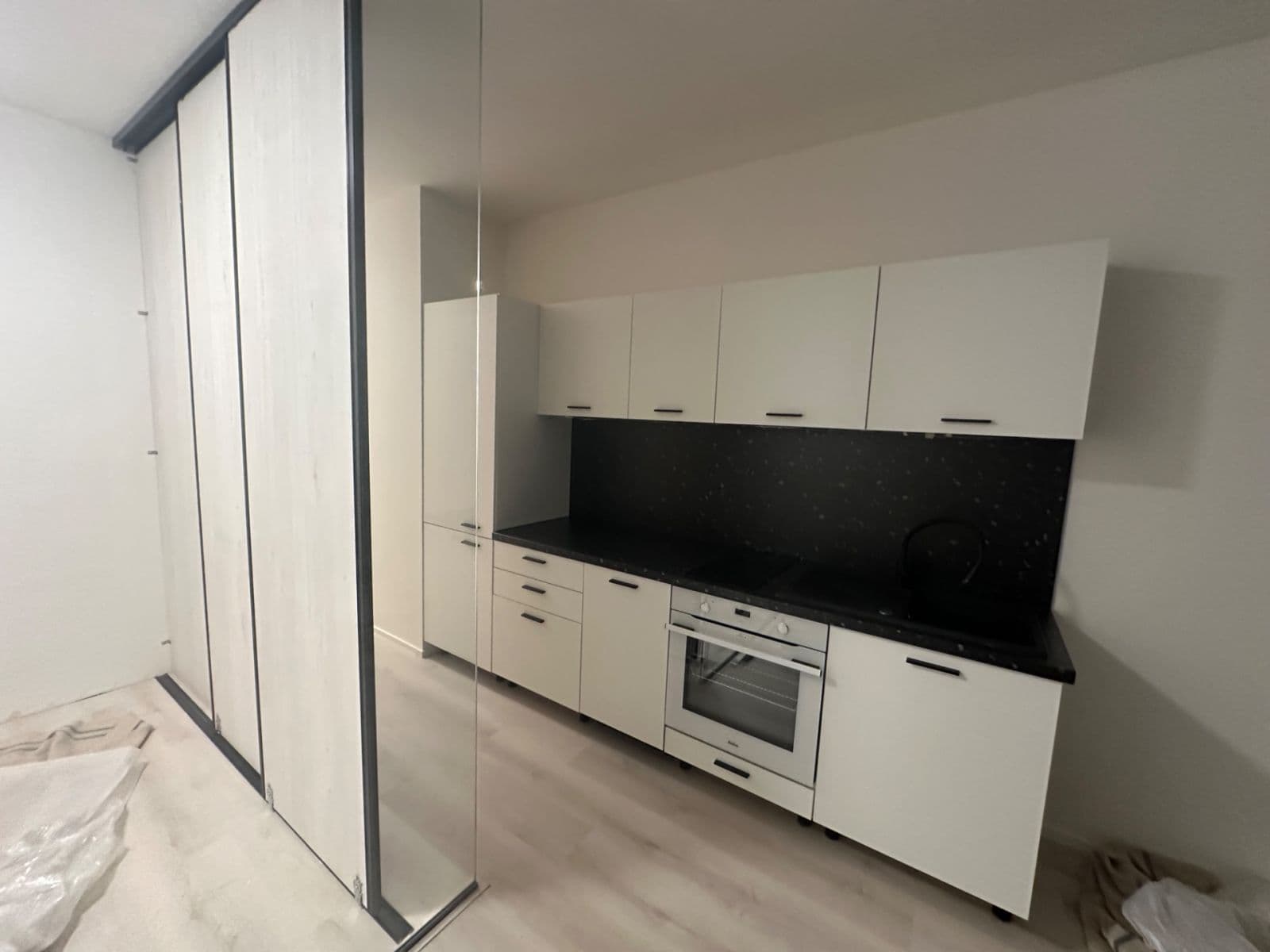 Prenájom bytu 1-izbový 38 m², Dornych, Brno, Jihomoravský kraj Prenájom bytu 1-izbový 38 m², Dornych, Brno, Jihomoravský kraj